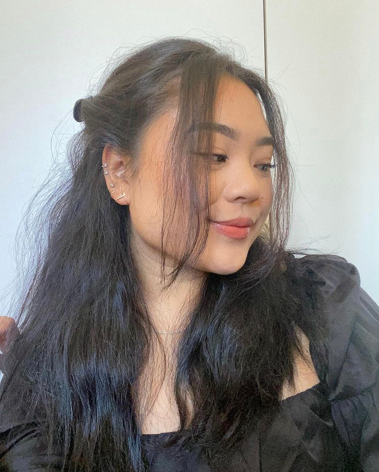 One tiny swoosh Goldie