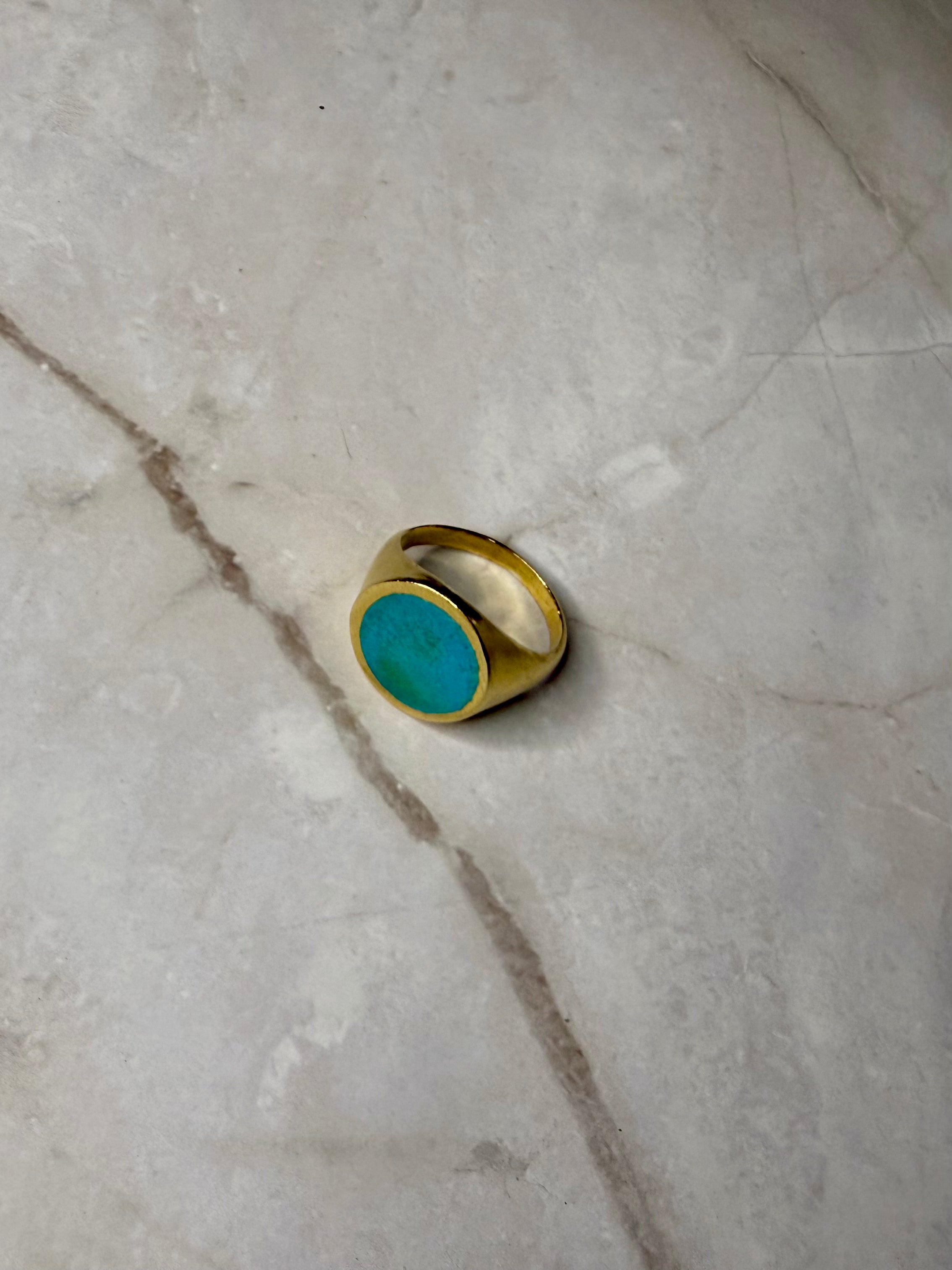 Deep Round Marine Goldie